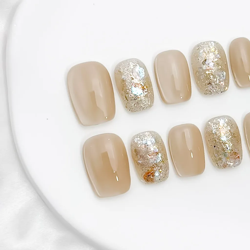 【奶茶-碎冰冰】