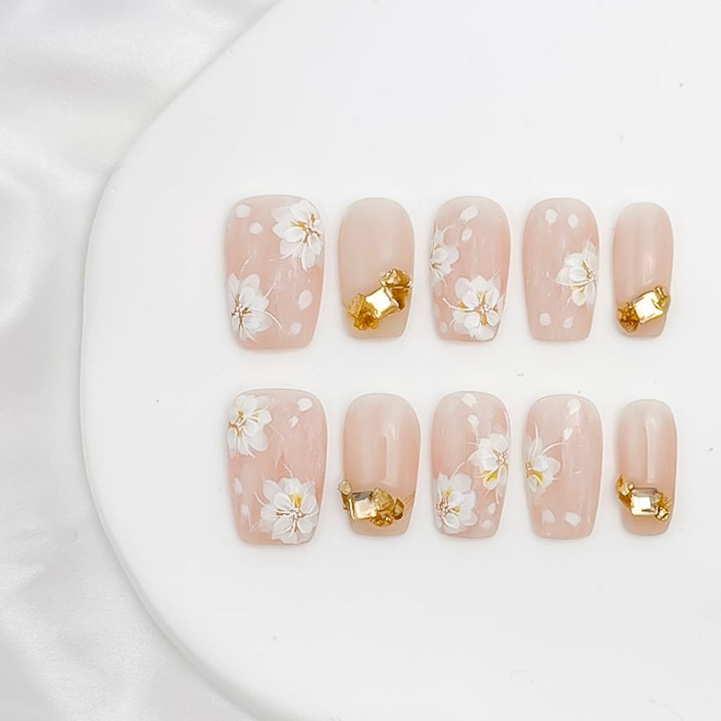 16-D0F274B2-E2A7-47B2-B290-62774DBB022E