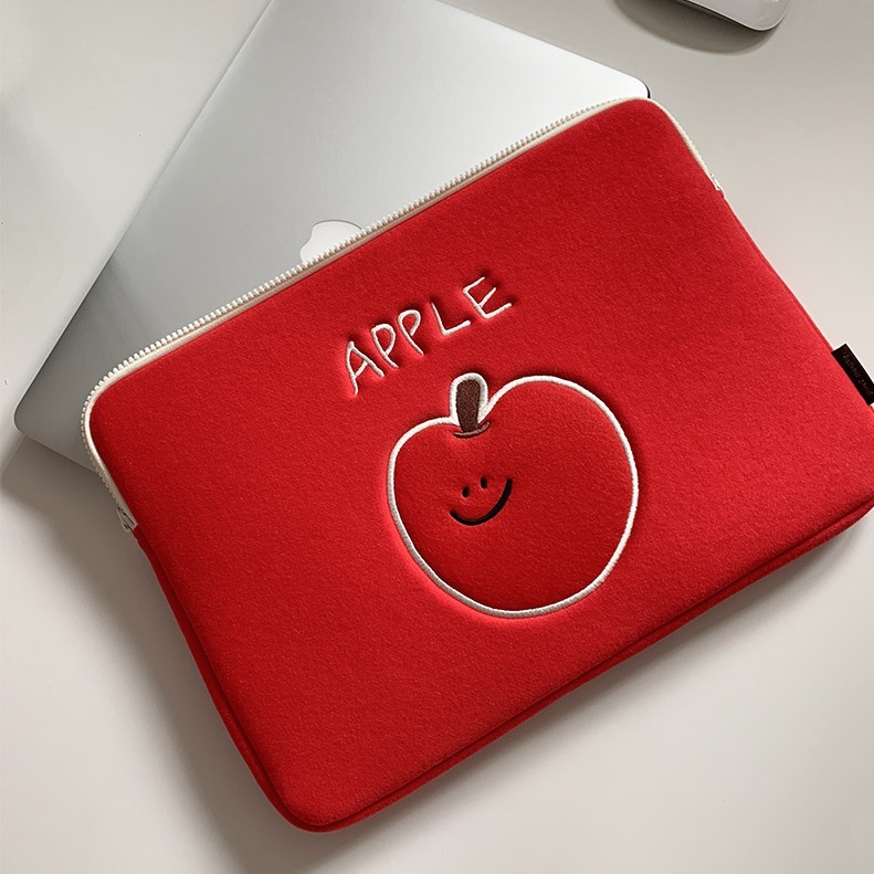 apple-pouch_detail_2_shop1_112300