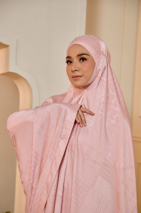TELEKUNG-HANNAMIRAE0021767-677x1024