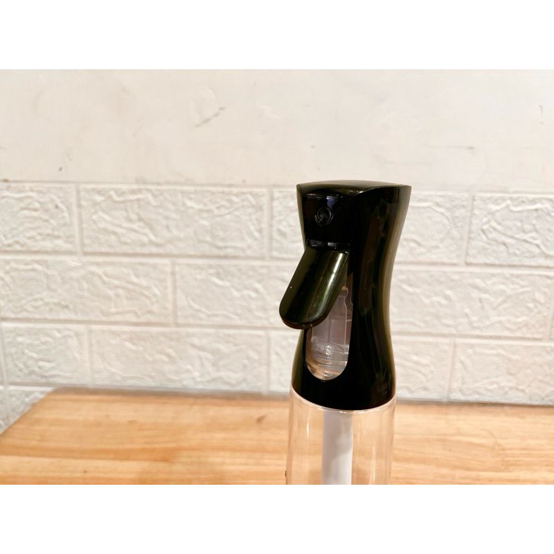 tw-11134207-7rbk8-m9jvlogzuw05c7