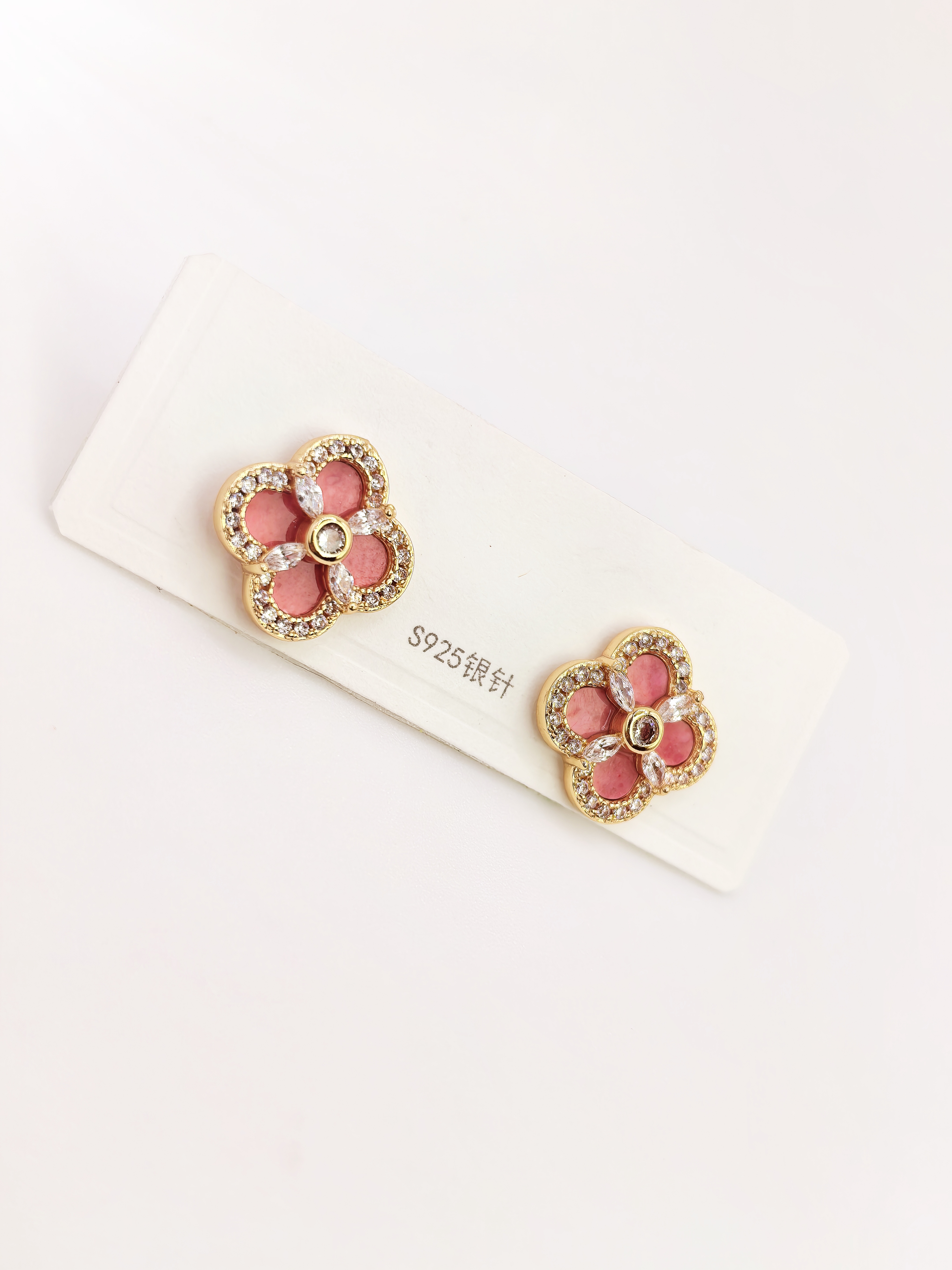 Blush-red petals Earring
