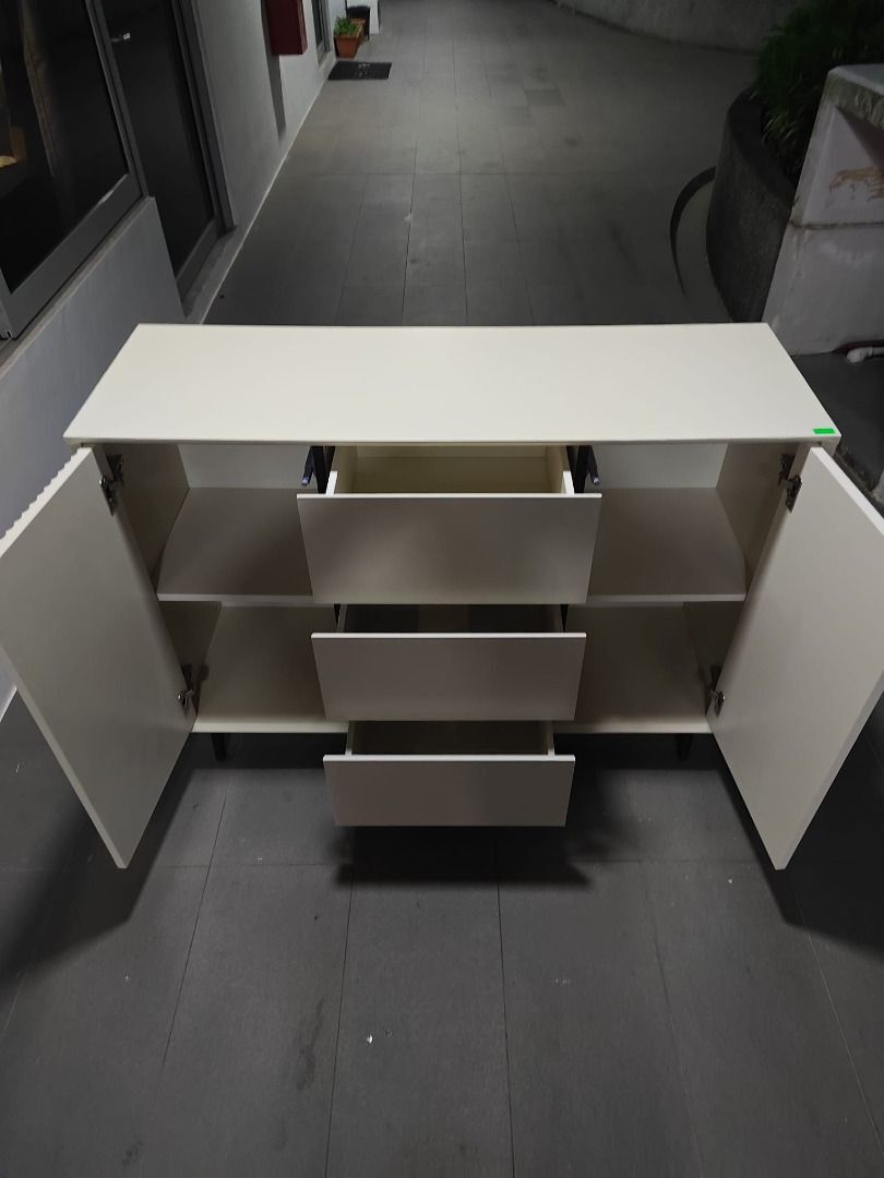 vadsaria_sideboard_1769595172_474ea3ba_progressive