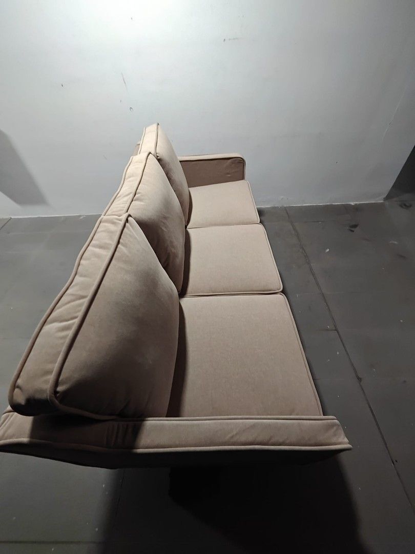 valente_pet_friendly_designer__1772787558_6b04a0f9_progressive