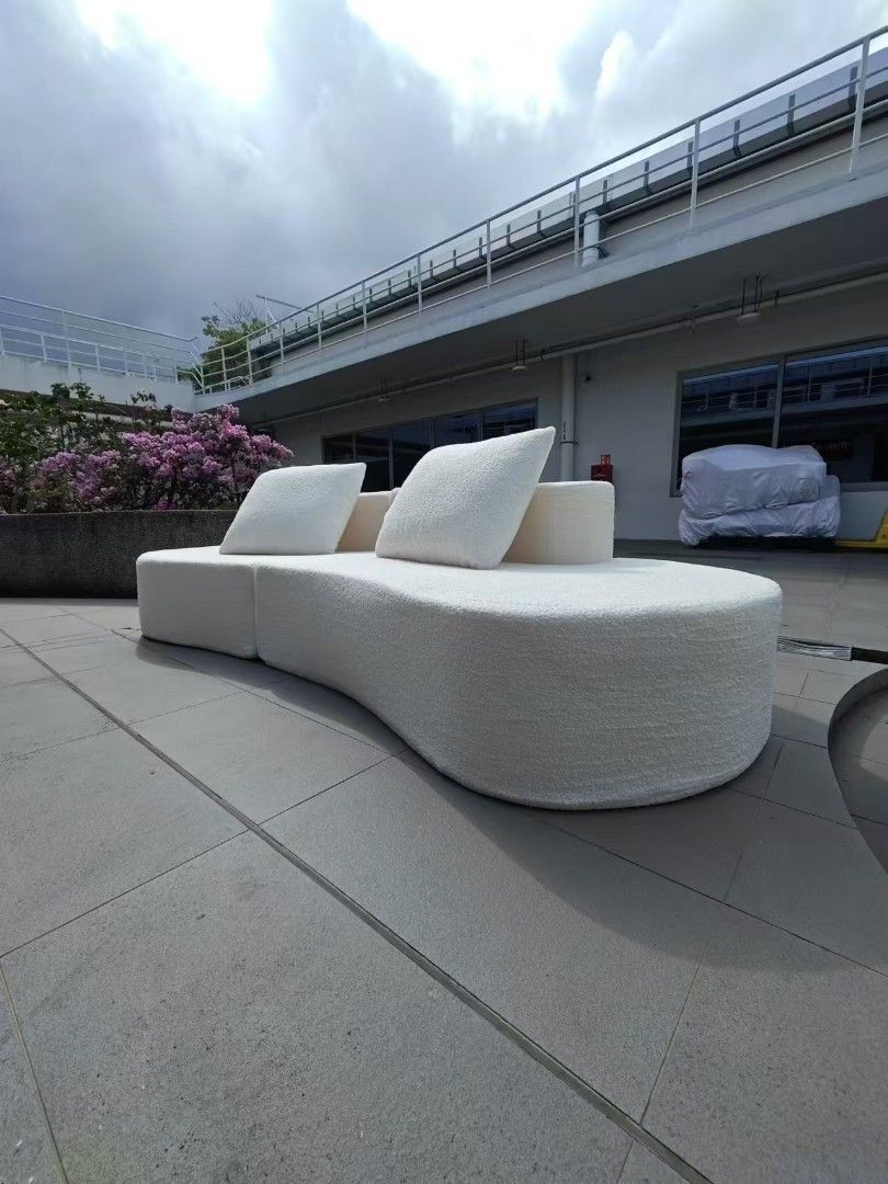 kloud_3_seater_curved_sofa_in__1771738393_33f1b7cb_progressive