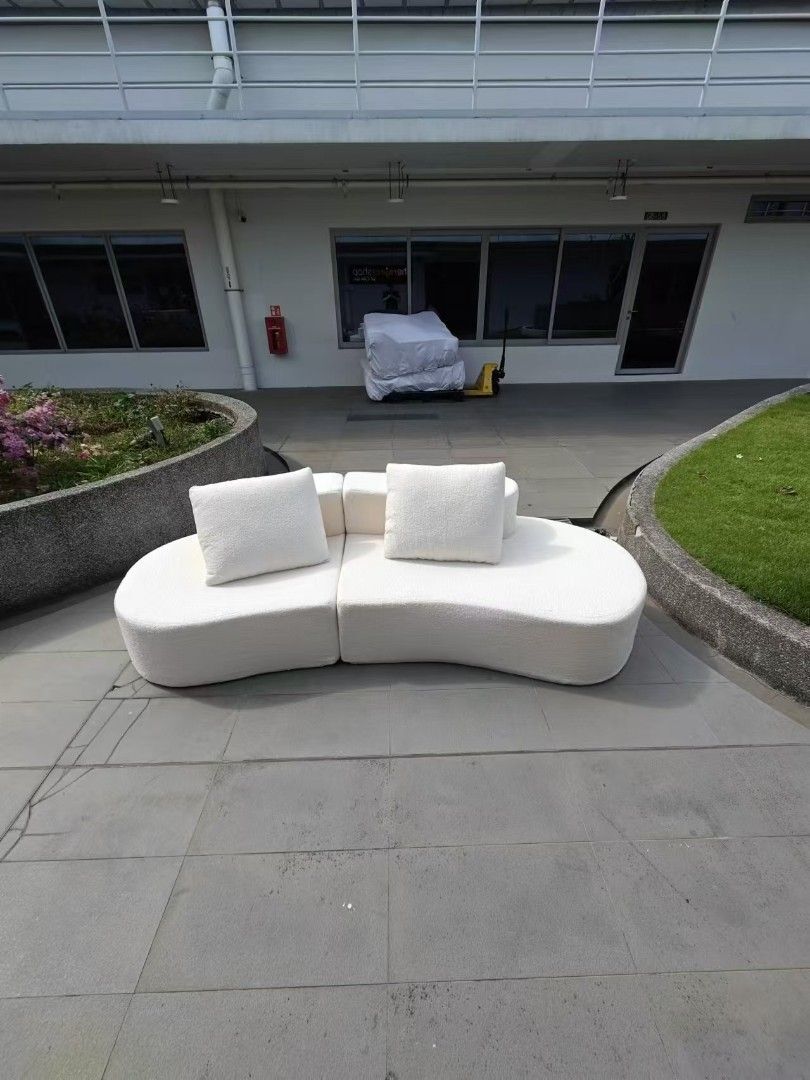 kloud_3_seater_curved_sofa_in__1771738393_e80169bb_progressive