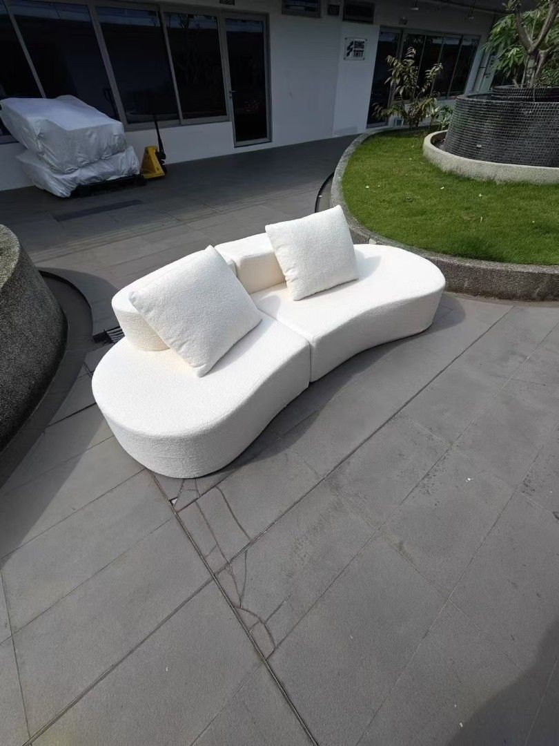 kloud_3_seater_curved_sofa_in__1771738393_9672d4c0_progressive