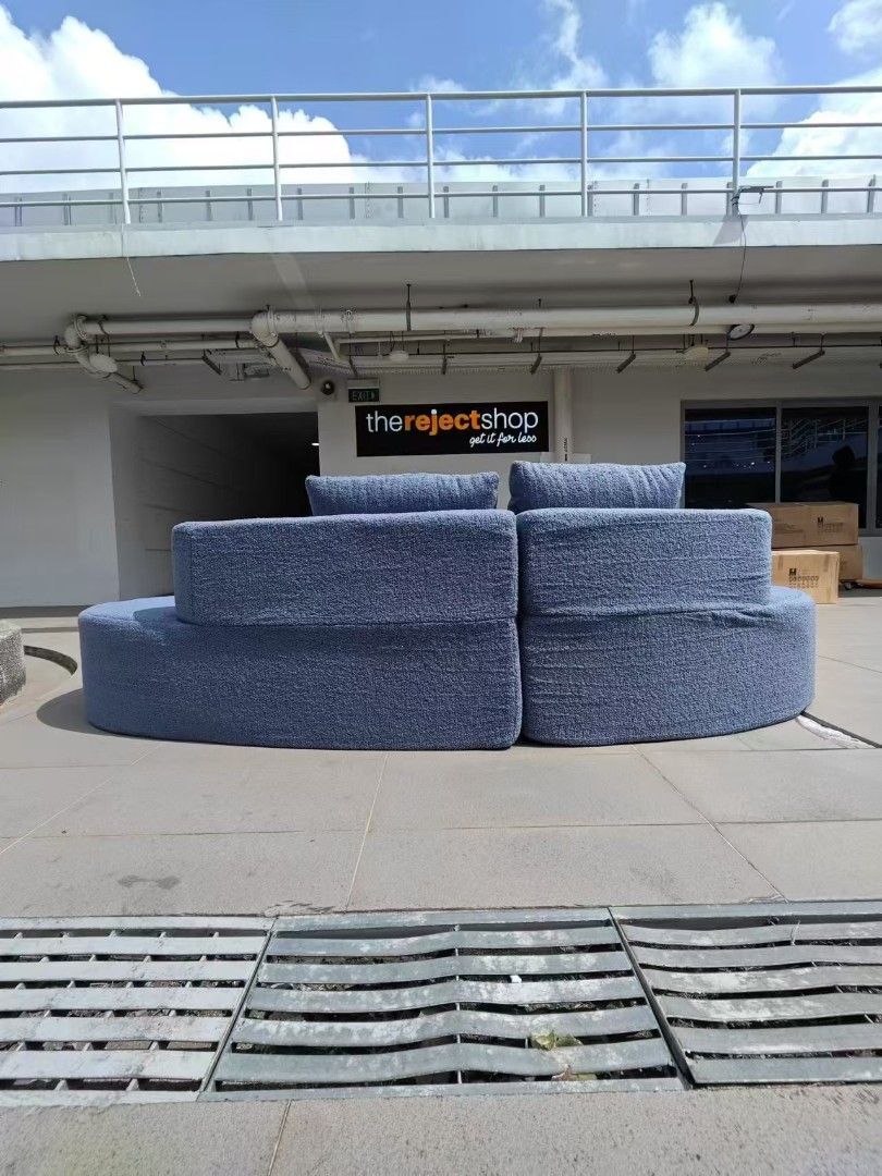 kloud_3_seater_curved_sofa_in__1771737701_8e7d95a2_progressive