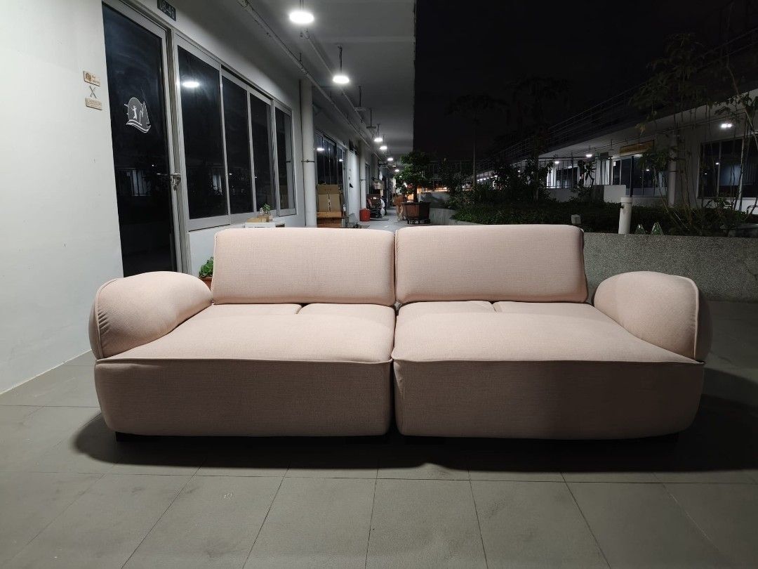 snail_pet_friendly_3_seater_so_1772796255_9e5b06e4_progressive