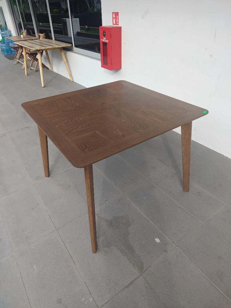 borowa_1m_dining_table_1773300385_ac7812aa_progressive