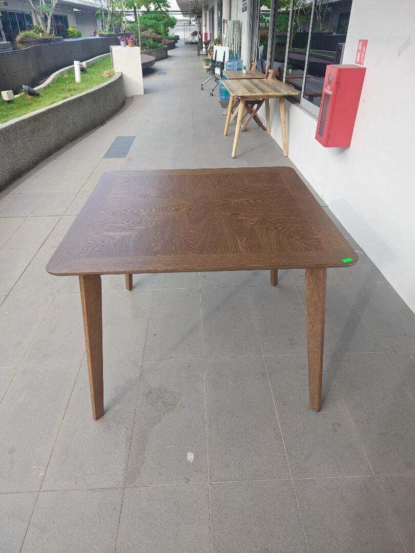 borowa_1m_dining_table_1773300385_f2f2ae6d_progressive