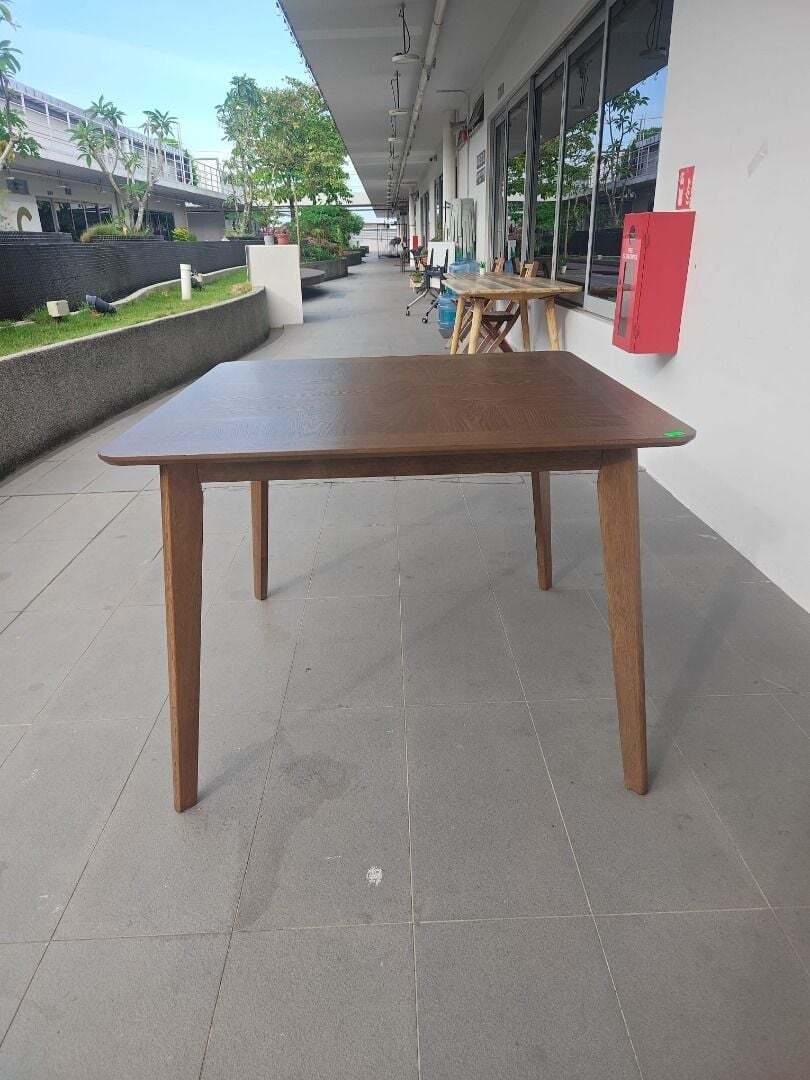 borowa_1m_dining_table_1773300385_447bf3cb_progressive
