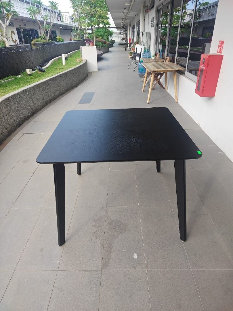 borowa_1m_dining_tableblack_1773300314_590d99d0_progressive