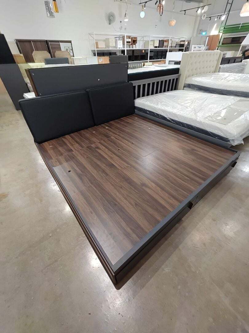 ashton_queen_size_bedframe_wit_1774430467_57eda8bb_progressive