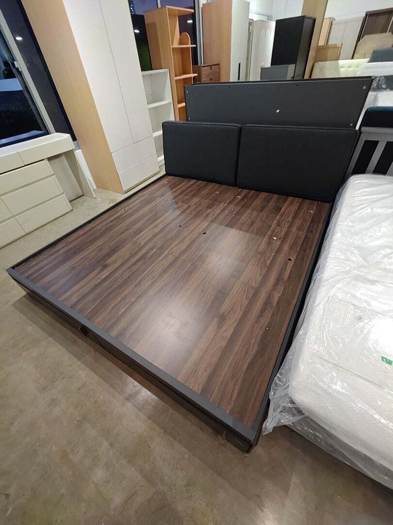 ashton_queen_size_bedframe_wit_1774430467_ede35534_progressive