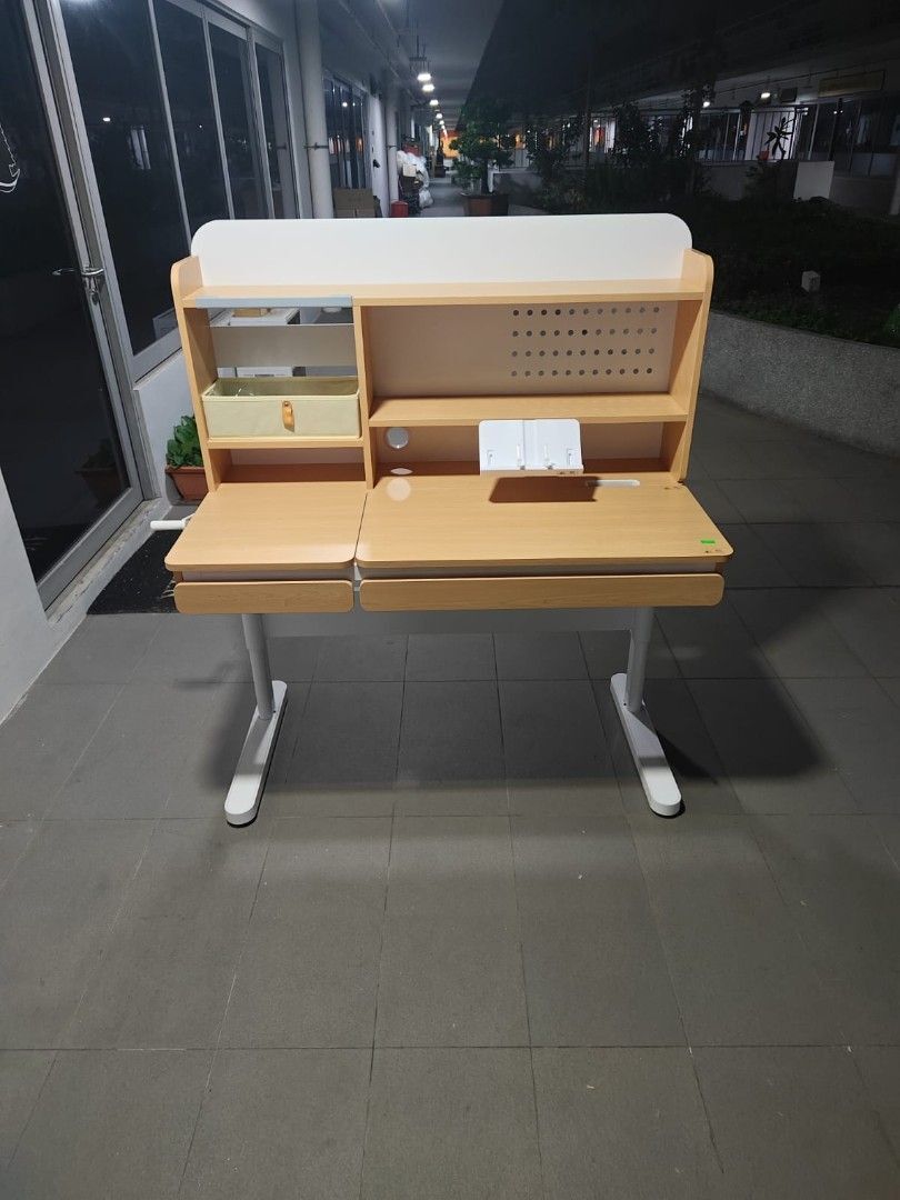 middleton_adjustable_height_ki_1772711574_1f14dab3_progressive