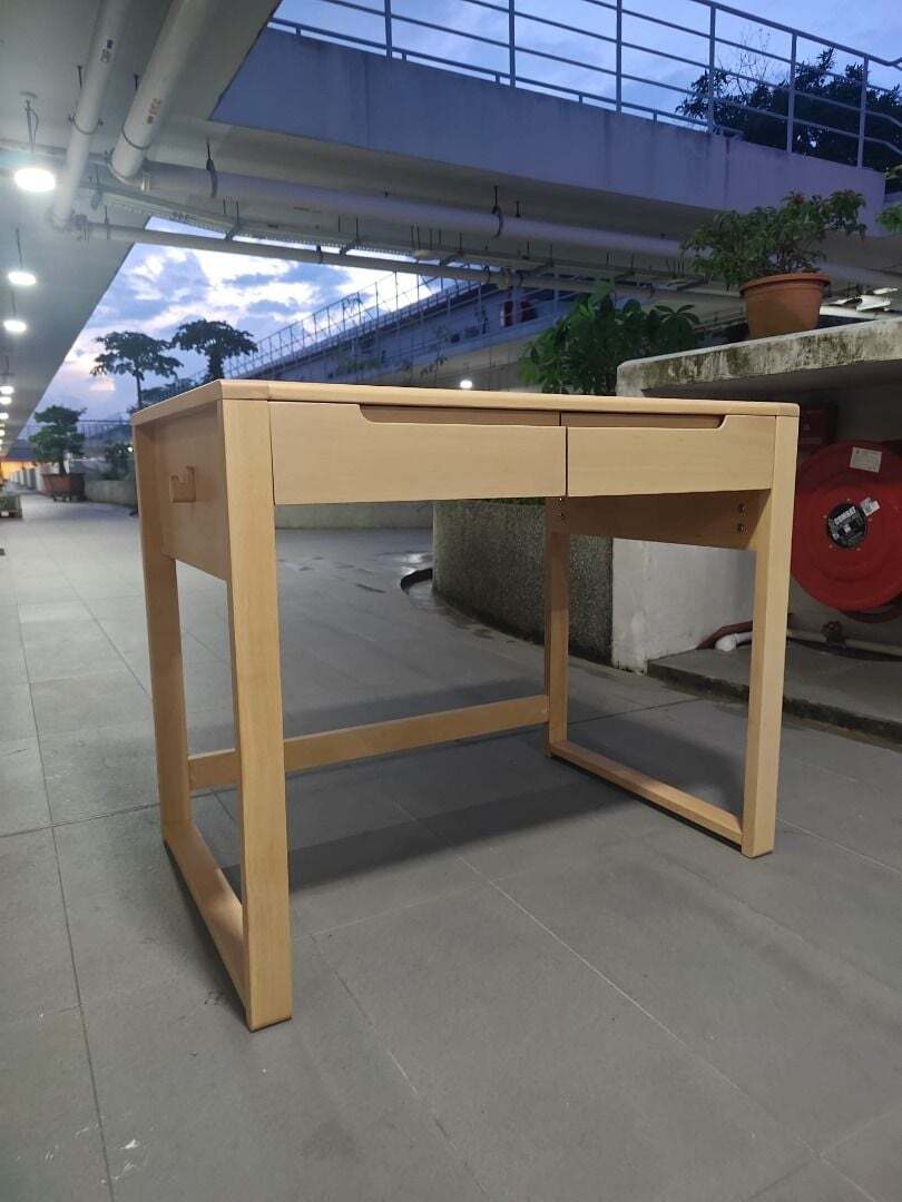 colman_kids_solid_wood_study_d_1773223573_f33c8093_progressive