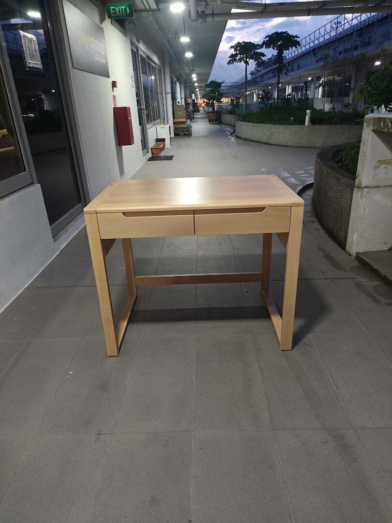 colman_kids_solid_wood_study_d_1773223573_39ab3ad0_progressive