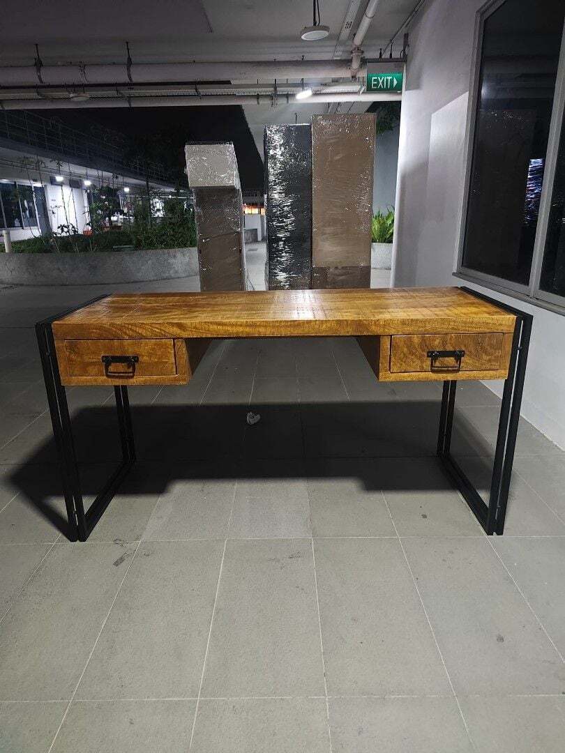 kairam_industri_series_wooden__1774085717_7389552e_progressive