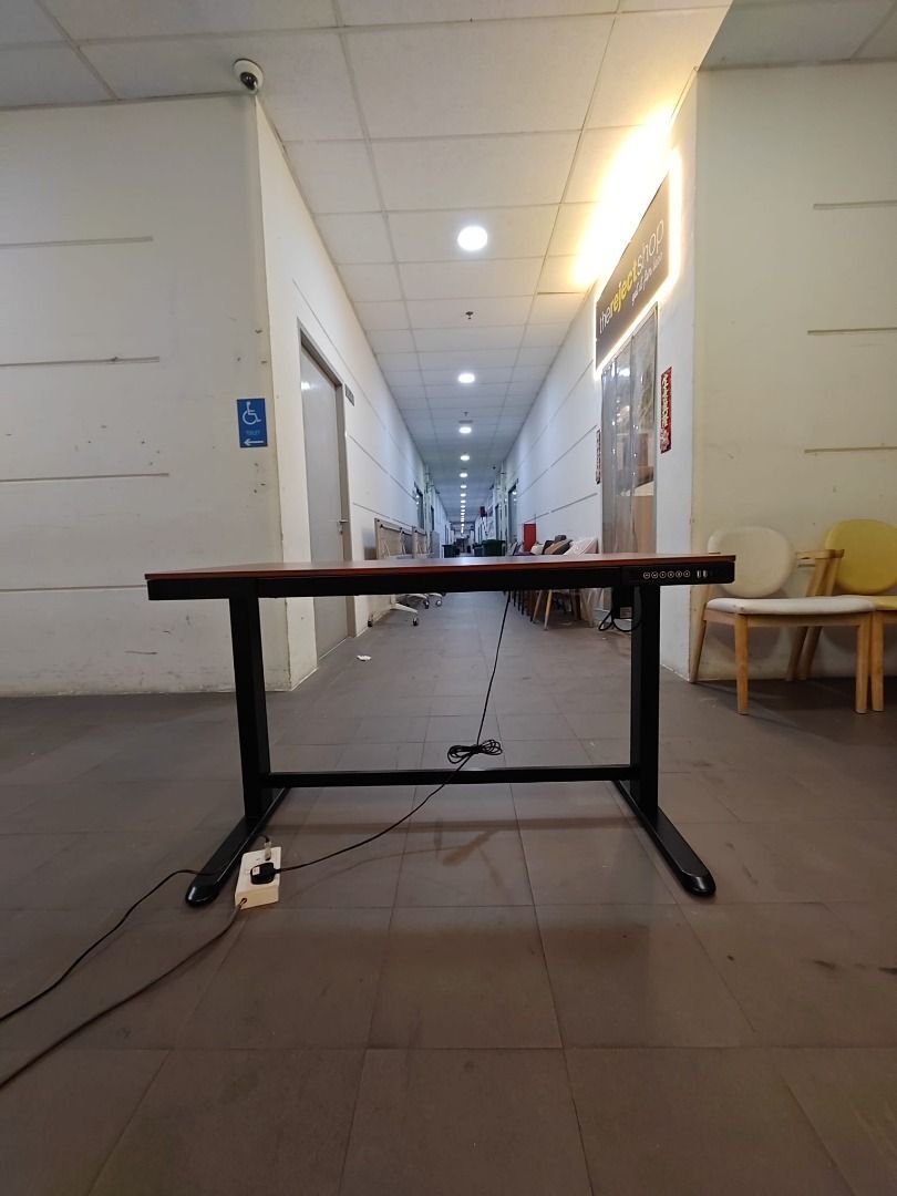 revel_electric_adjustable_tabl_1774938656_e2dfcda6_progressive