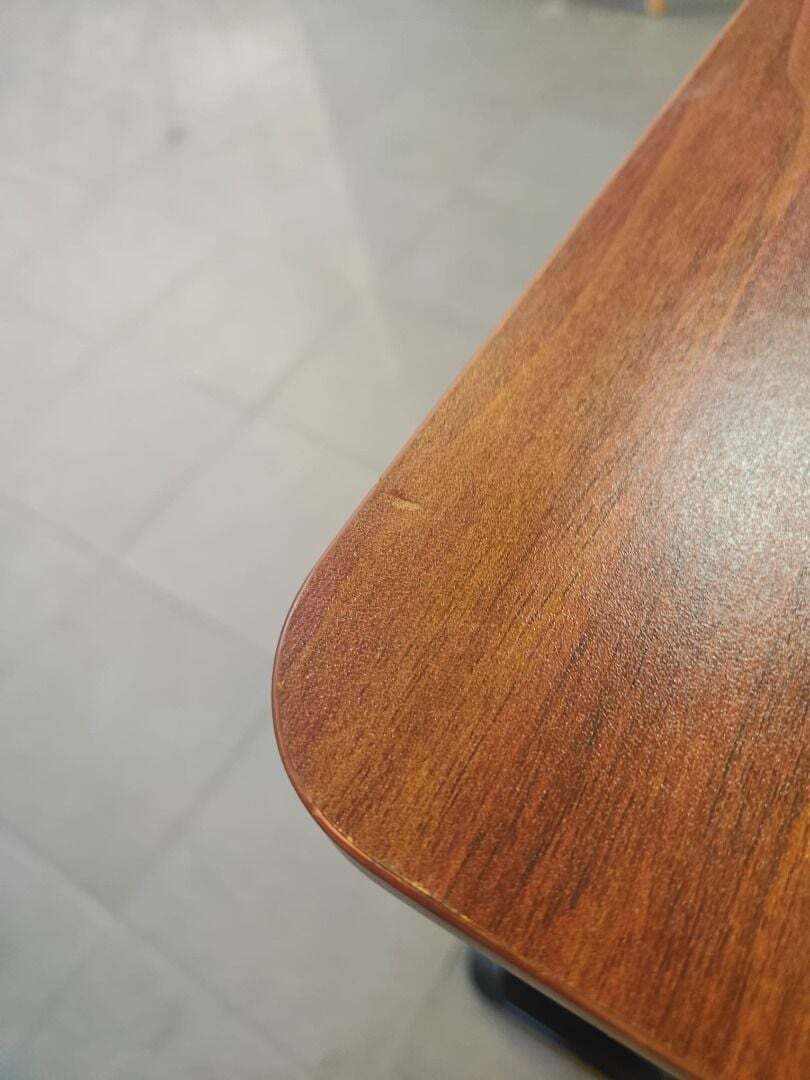 revel_electric_adjustable_tabl_1774938656_e656c677_progressive