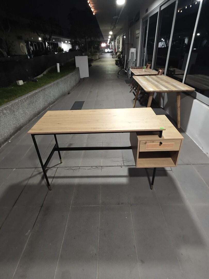 bidane_computer_desk_1774943357_baee1c62_progressive