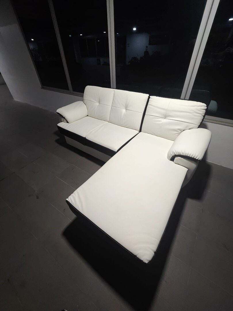 baldwin_lshaped_sofa_with_chai_1774696626_3819297f_progressive