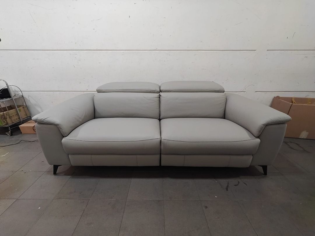 karamazov_3_seater_full_leathe_1777967781_619c383e_progressive