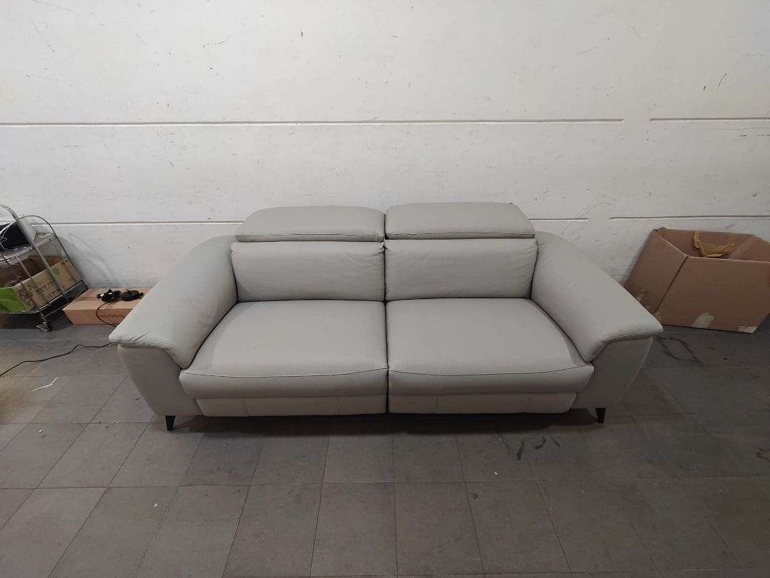 karamazov_3_seater_full_leathe_1777967781_bcbbf5c2_progressive