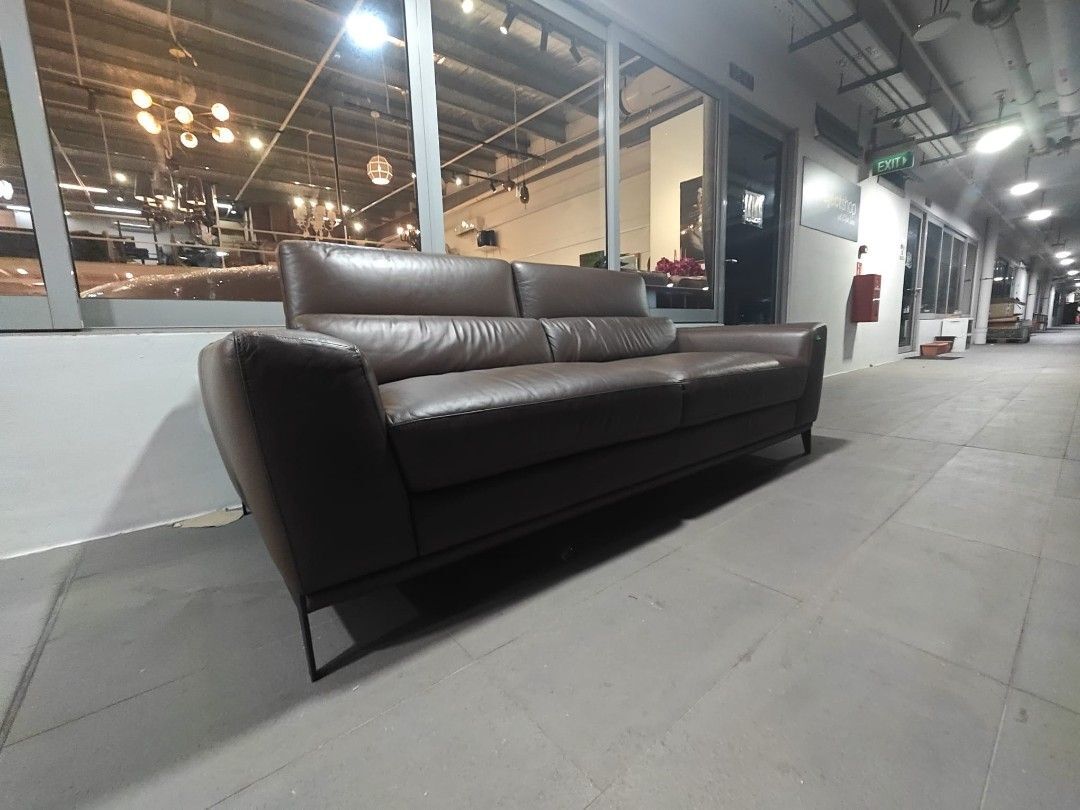 callahan_3_seater_full_leather_1777455715_79467418_progressive