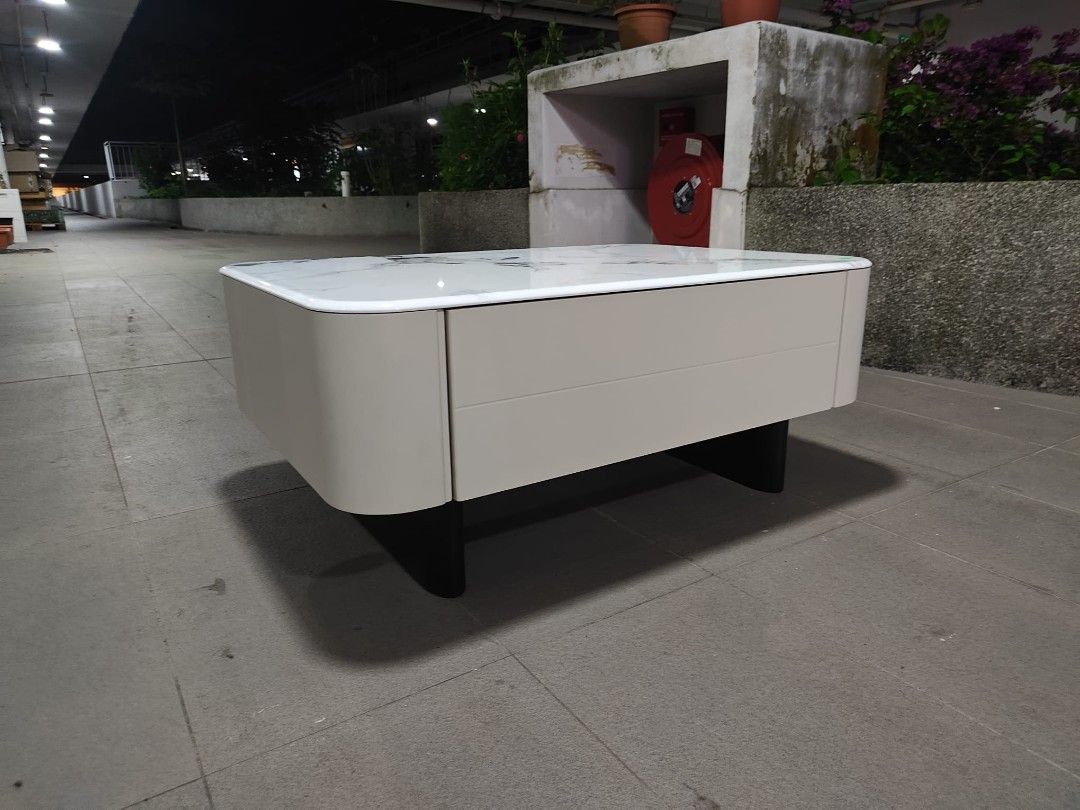 vassilis_09m_coffee_table_with_1779023271_c38a52f3_progressive