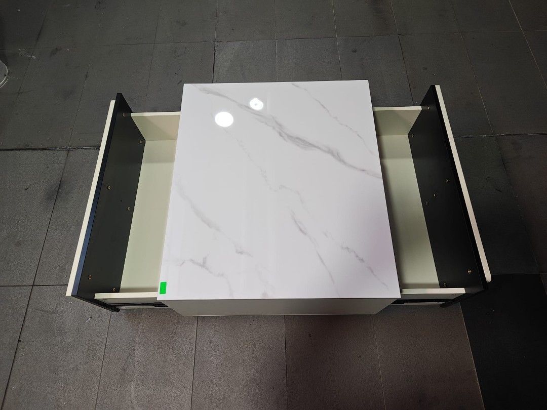 pavlidis_coffee_table_07m_with_1779023095_9fbccdb8_progressive