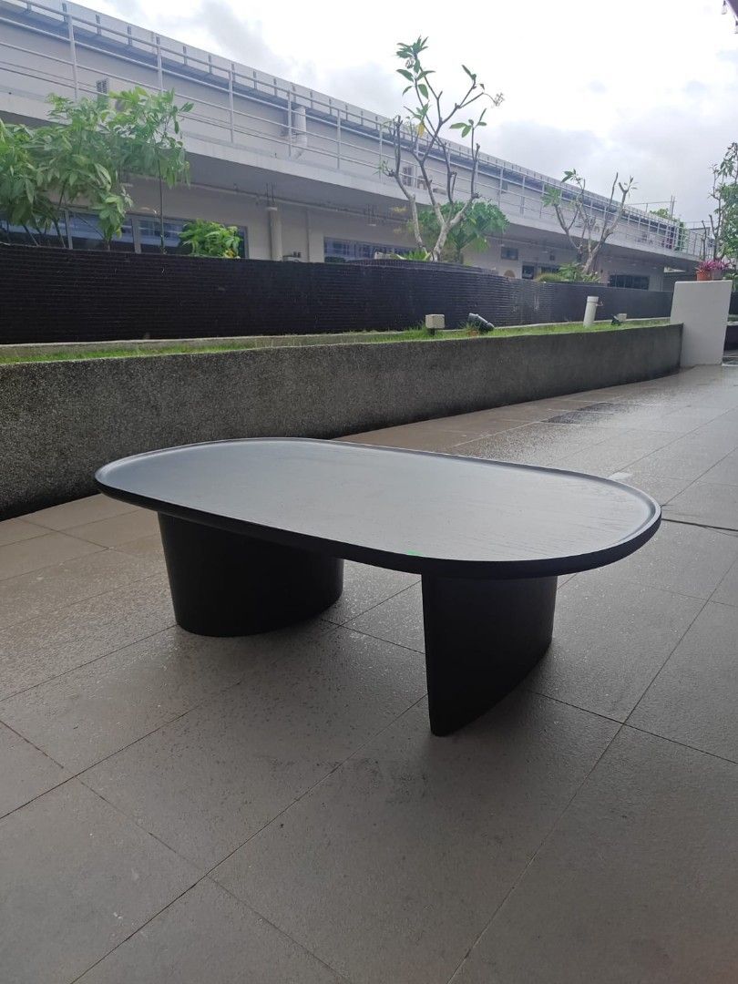 makrickas_12m_coffee_table_in__1768306984_c862636b_progressive