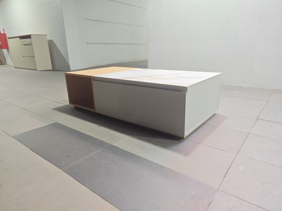 lunaris_12m_coffee_table_1778823230_8f2f4320_progressive