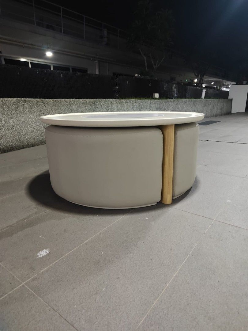 solorz_085m_coffee_table_with__1779015578_e3ca9beb_progressive