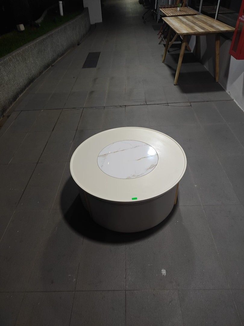 solorz_085m_coffee_table_with__1779015578_ae3f7931_progressive