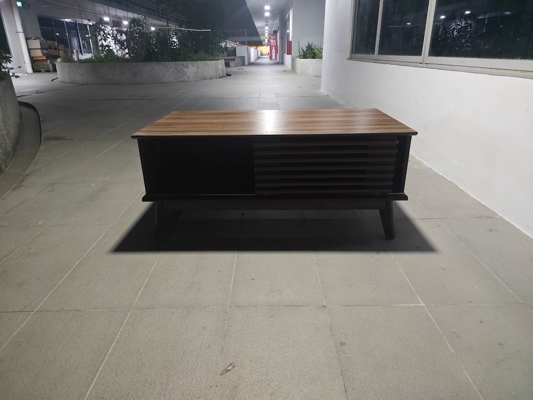 rowe_coffee_table_1779798118_c97e6bc4_progressive