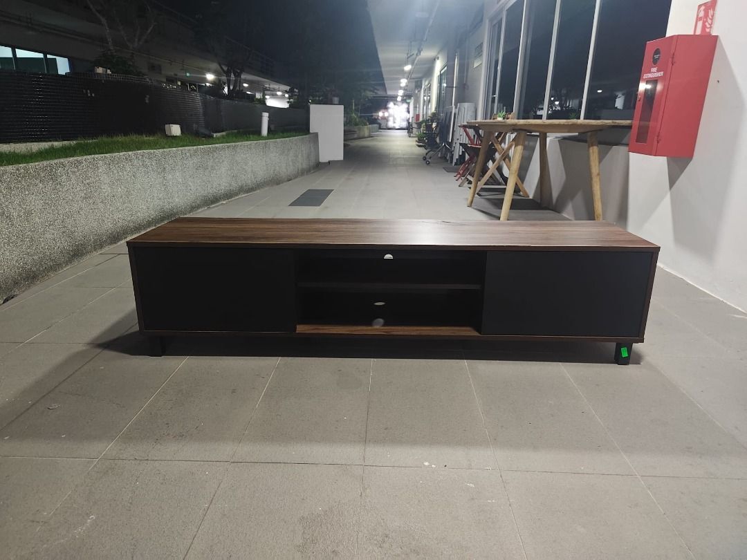 nigelia_tv_console_large_1779185305_d3506017_progressive
