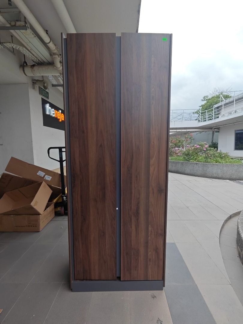rodriguez_2_door_wardrobe_1777117369_fa60af6e_progressive