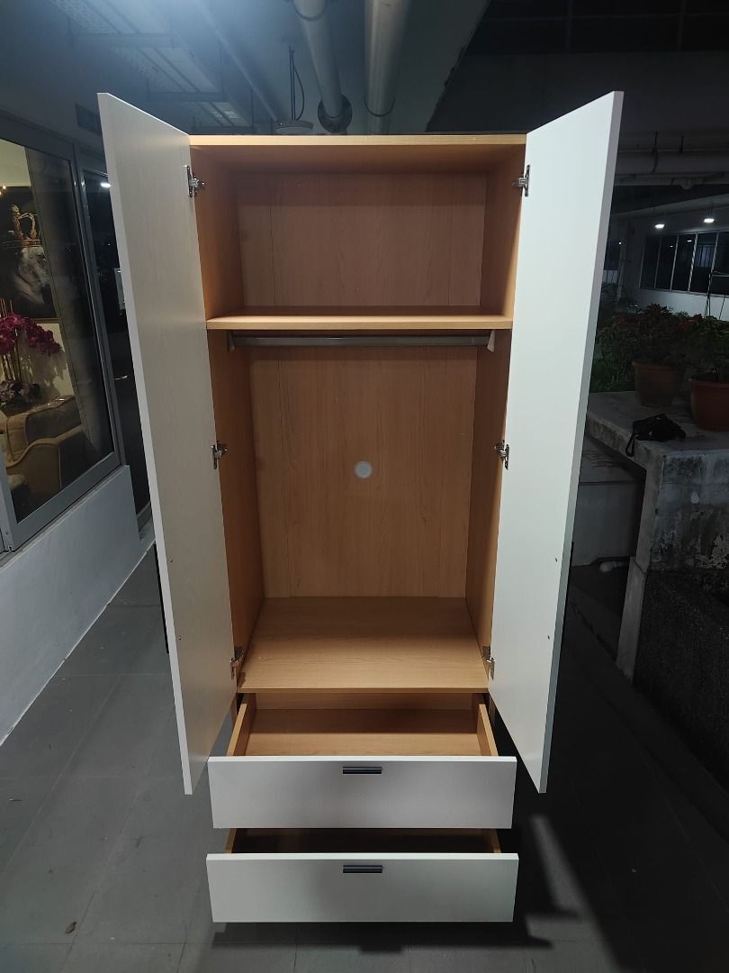 kanigen_08m_wardrobe_with_draw_1777442992_5d58dc4c_progressive