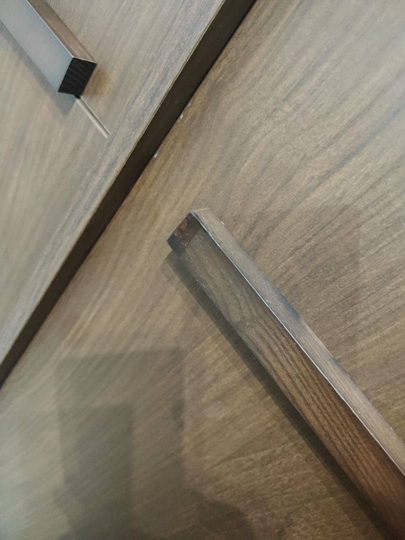 paunovic_16m_wardrobe_walnut_1779863531_8ea6e1fe_progressive
