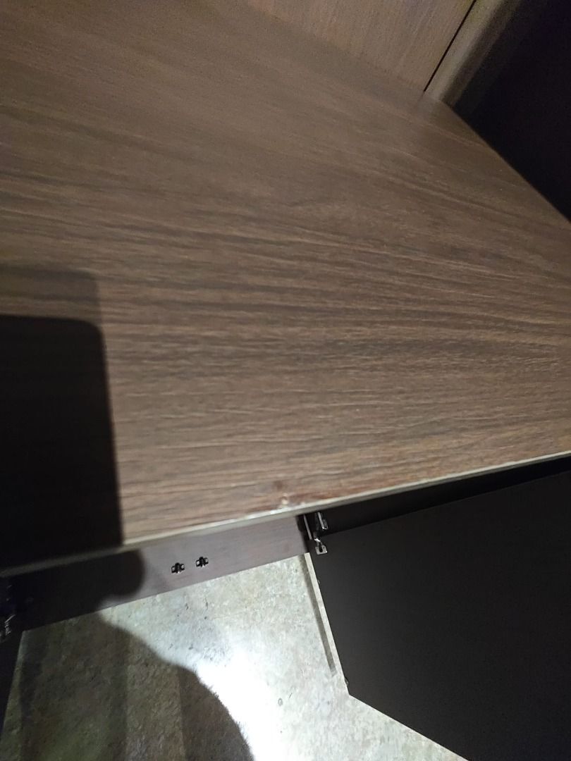 paunovic_16m_wardrobe_walnut_1779863531_eaae0f06_progressive