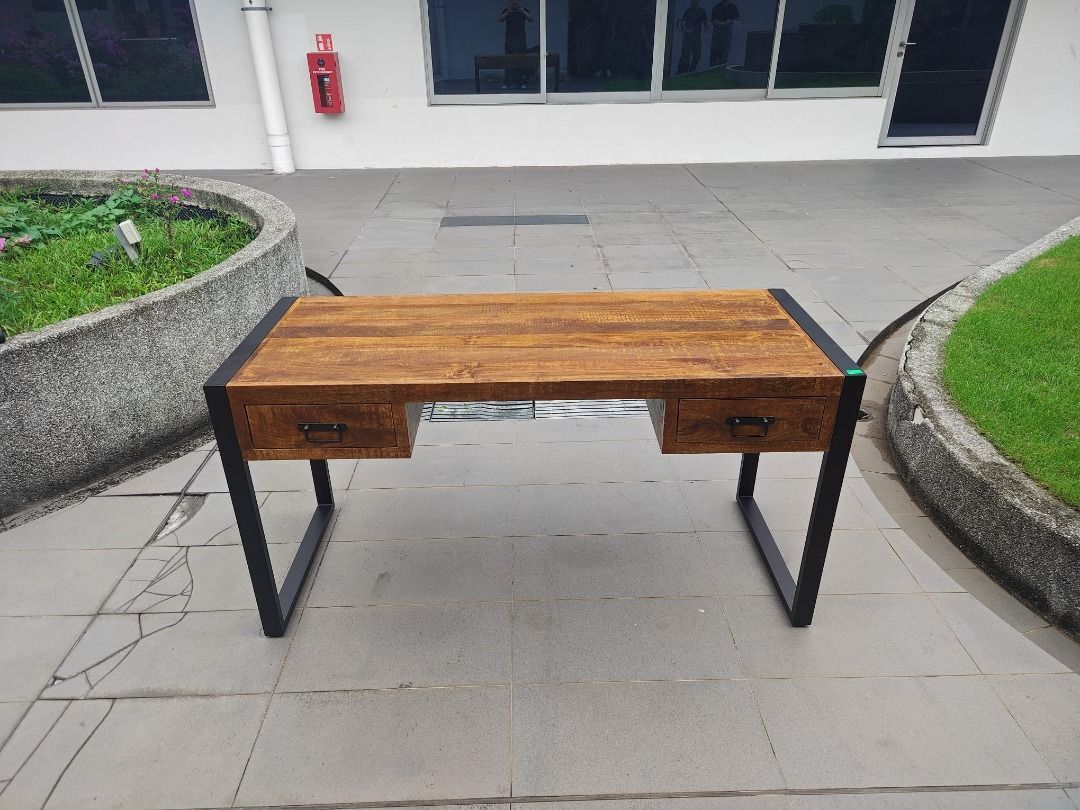 kairam_industri_series_wooden__1780032542_11d0ec4c_progressive