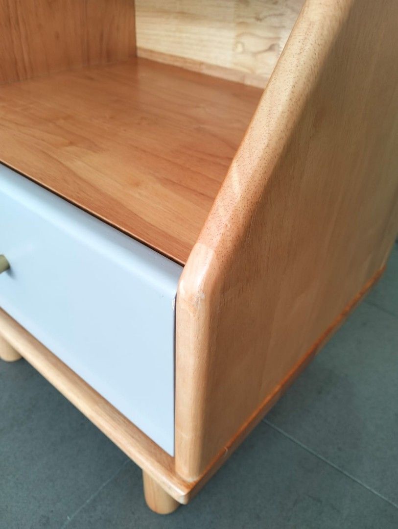 nemorum_bedside_table_1726753179_dcf1731c_progressive