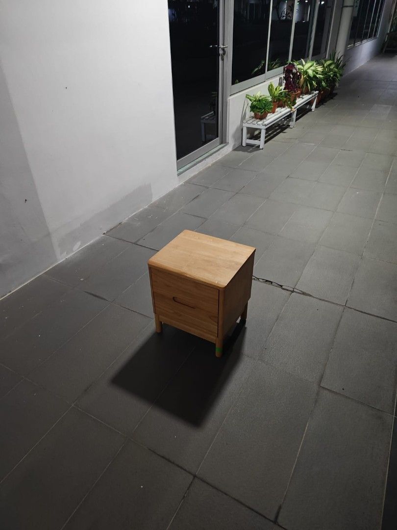 rukey_bedside_table_1760458694_4d46232d_progressive