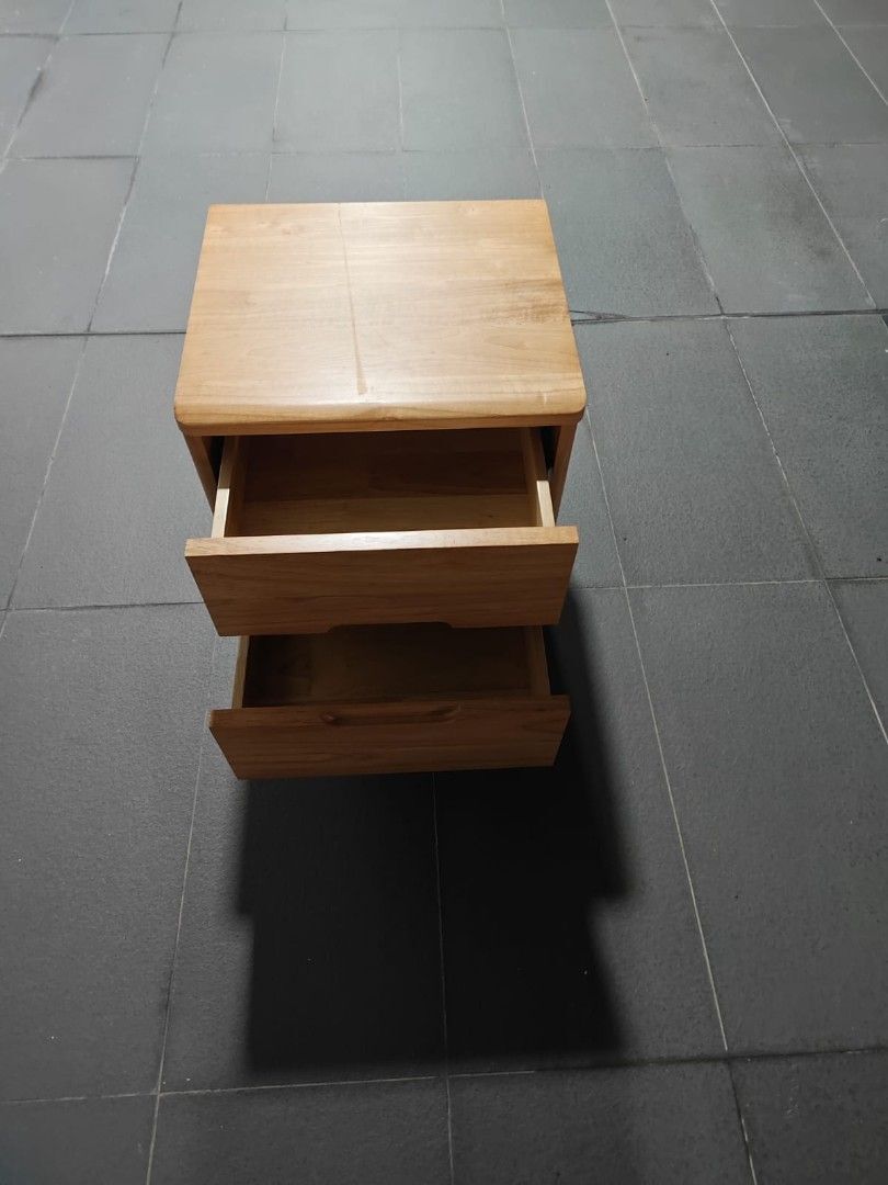 rukey_bedside_table_1760458694_505db2a2_progressive