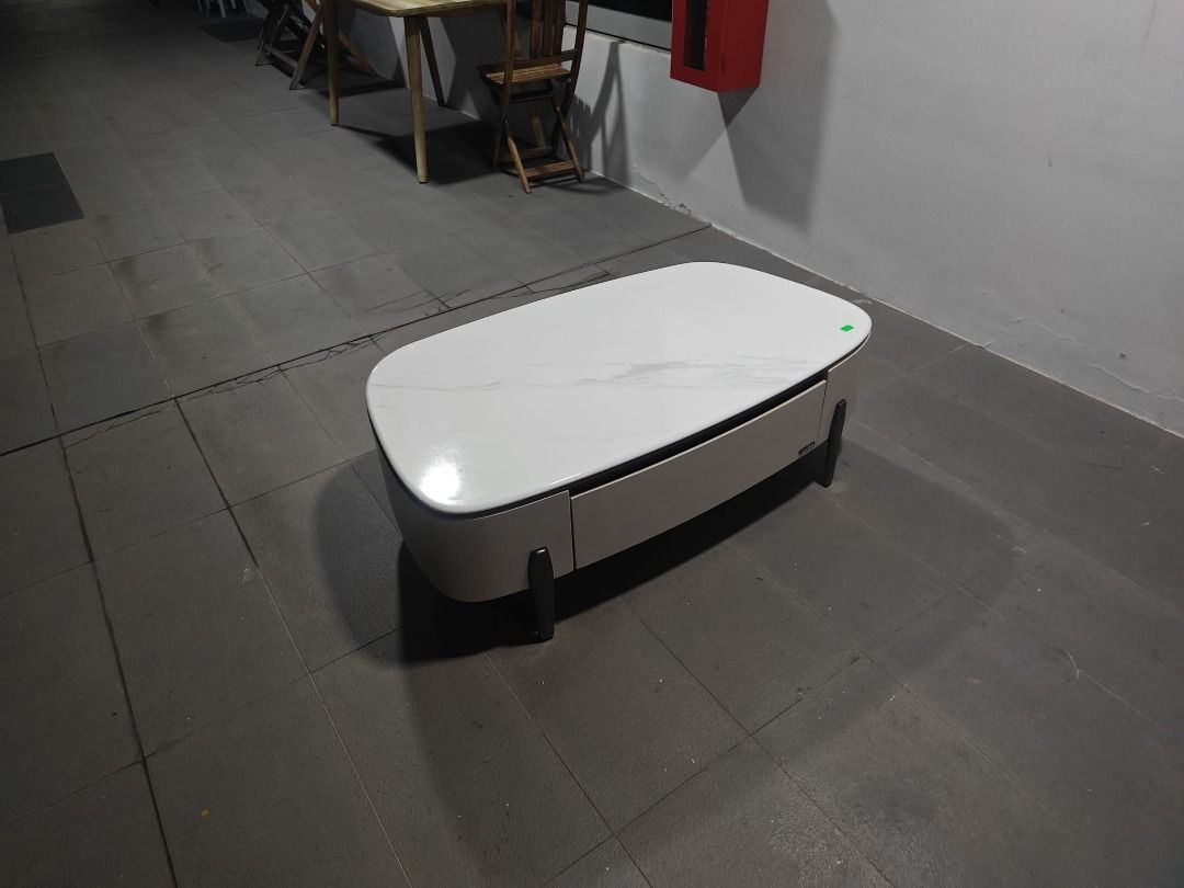 andonovski_115m_coffee_table_s_1781763396_d7d8d76f_progressive