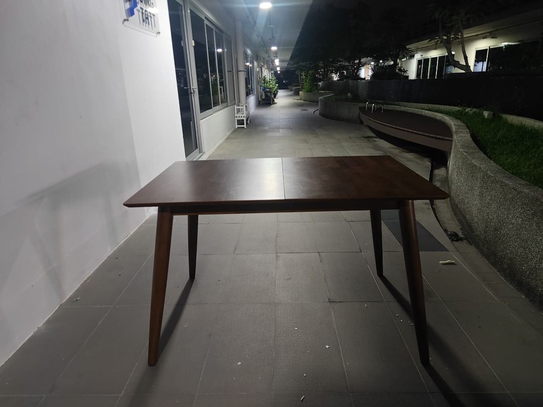 marion_extendable_dining_table_1783753108_30d7d31c_progressive