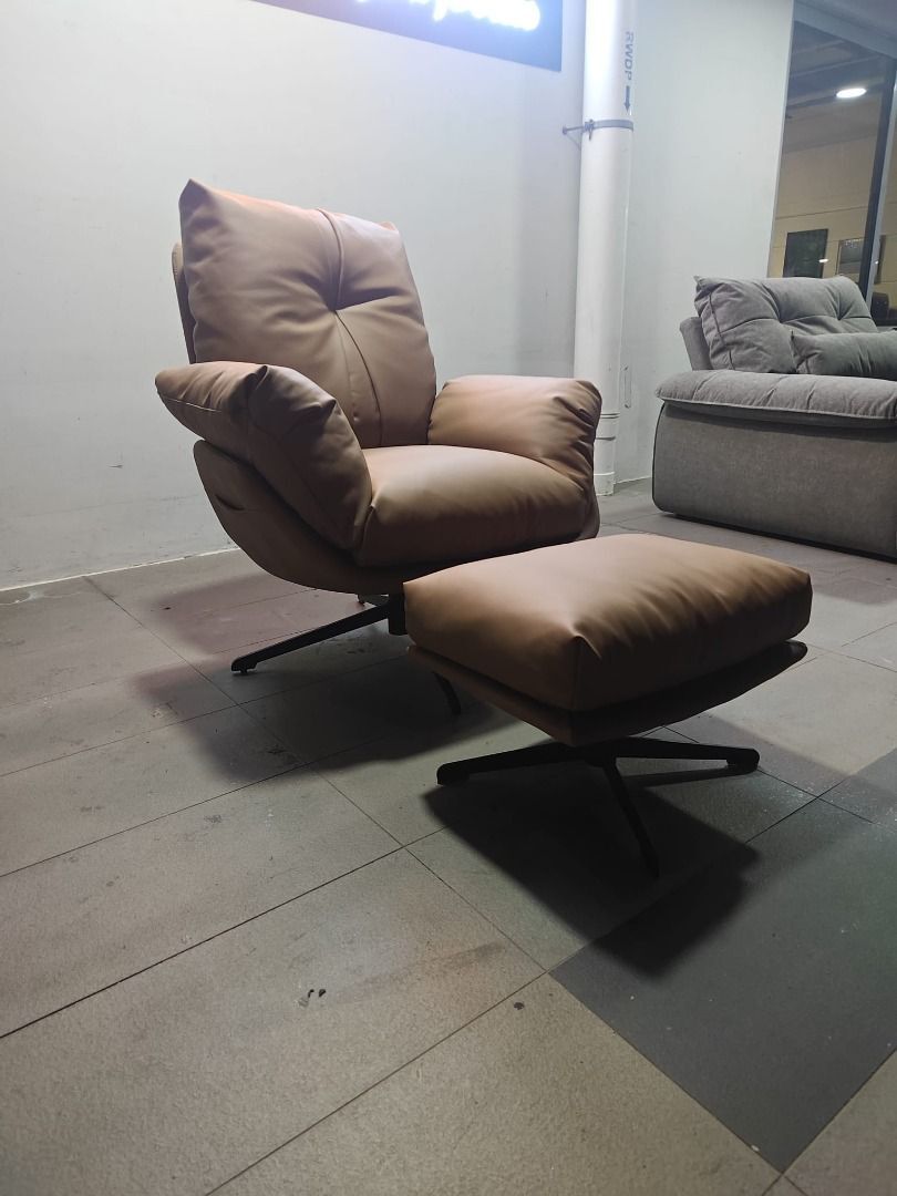 wesley_swivel_chair_in_genuine_1785045082_16629c1b_progressive