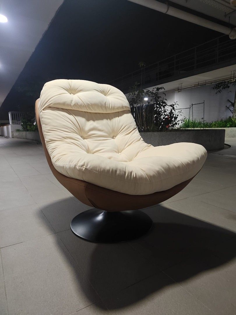 christiansen_lounge_chair_1783769816_65fb22cc_progressive